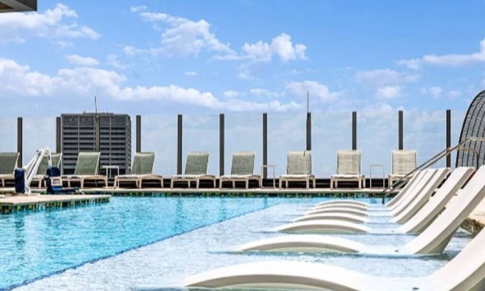 Castleberry Hill Condominio | 1 Bedroom Margaritaville Atlanta!