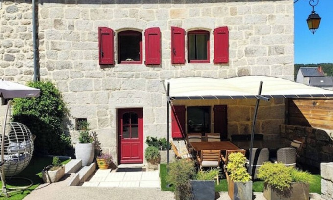Saint-Just Casa | 1 bedroom private vacation home in val d'arcomie