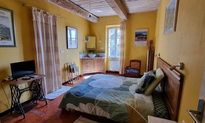 Mallemort Casa | 1 bedroom private vacation home in mallemort