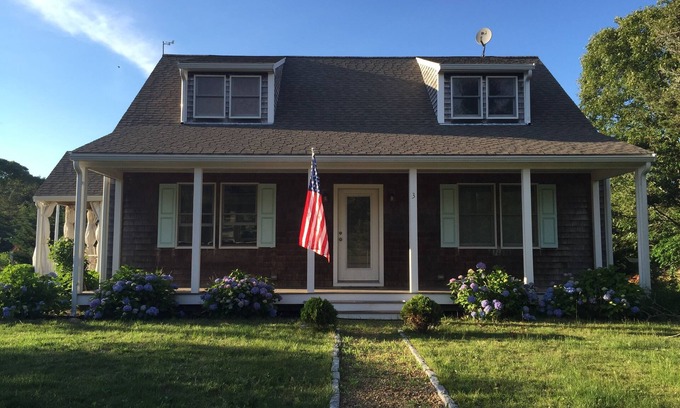 Oak Bluffs Casa | 1 Bedroom, Sleeps 4; perfect small family vacation home