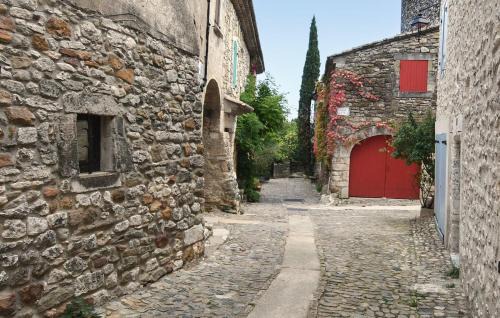 Aigueze Casa | 1 Bedroom Stunning Home In Aiguèze