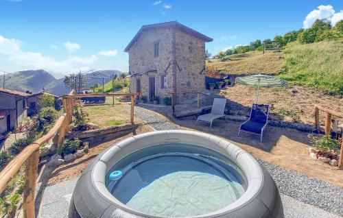 San Rocco in Turrite Casa | 1 Bedroom Stunning Home In Palagnana