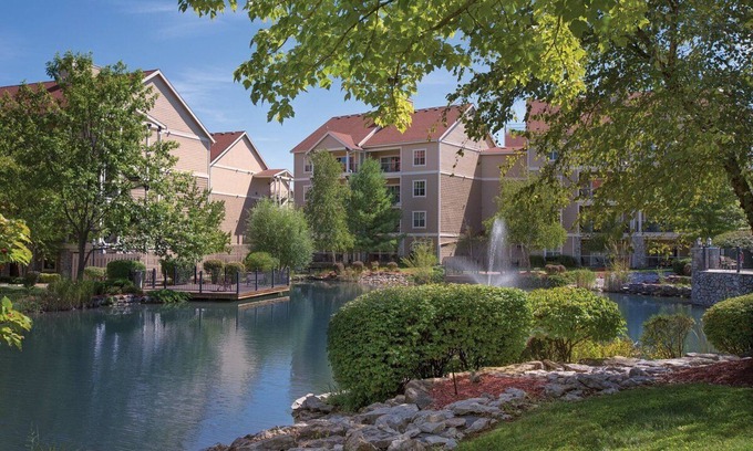 Table Rock Hotel | 1 Bedroom Suite in Branson, MO!!