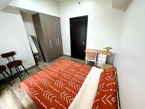 Bonifacio Global City Apartamento | 1 Bedroom with Balcony and Fast Wifi at Park Mckinley West