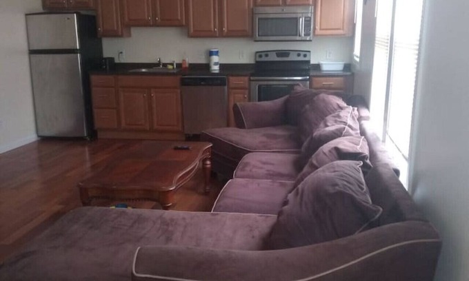 Niskayuna Apartamento | 1 bedroom with free parking