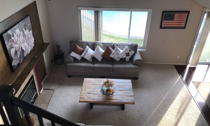 Stockton Casa | 1 Bedroom with Shared Bath. Quiet place for business professional or traveler