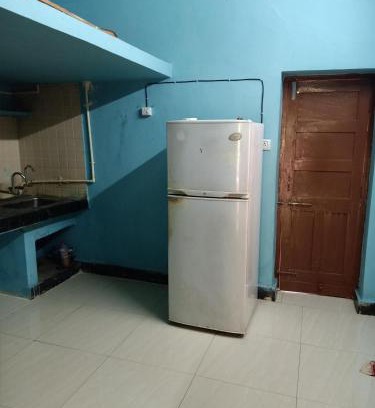Begumpet Apartamento | 1 BHK House with AC fully operational kitchen with wifi