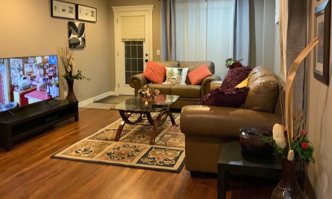 Sage Hill Apartamento | 1 HAB 1 BA Capacidad 2- Nw Calgary Estadía mínima: 3 noches
