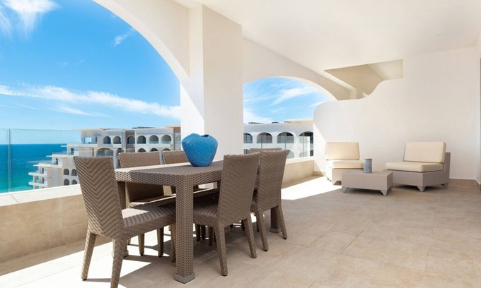 Santa Rosa Complejo | 1 BR available in Villa la Valencia