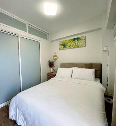 Davao Apartamento | 1 BR Condo with balcony in Verdon Parc with Sea View