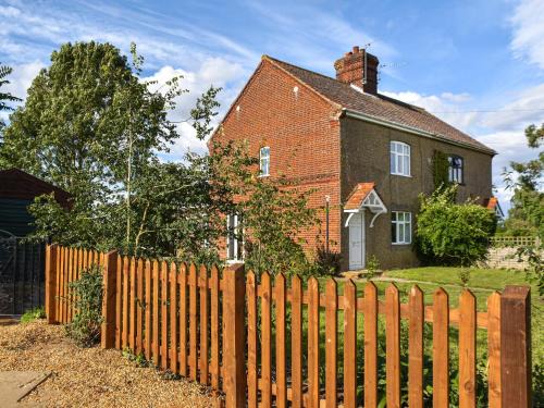 Foxley Casa | 1 Brandiston Barn Cottage