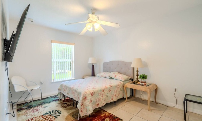 Plymouth Casa | 1 Flint and Kingscrest, LLC - Apopka