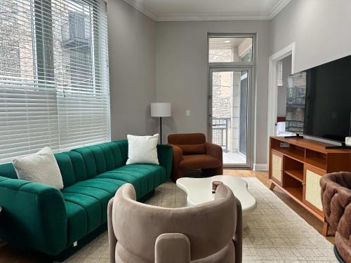 River West Apartamento | 1 Garage Parking Pool Table Up To 1Gb Wifi Speed