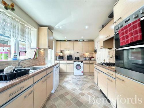 Dagenham Apartamento | 1 Luxury & Stylish Studio Flat