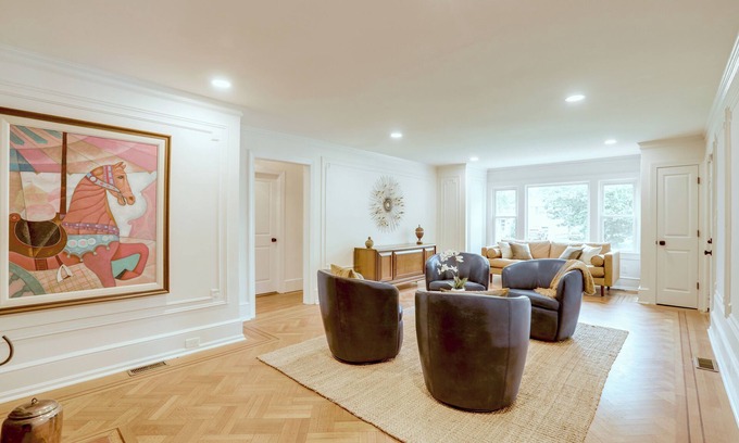 Asbury Park Casa | 1 Mi to Beaches & Boardwalk: Asbury Park Retreat