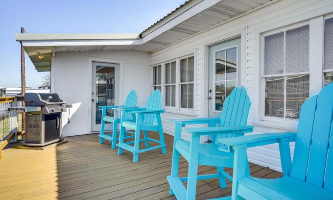 Cypremort Point Casa | 1 Mi to Cypremort Point Waterfront Gem with Dock!