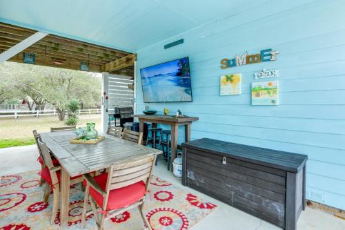 Rockport Casa | 1 Mi to Marina Cozy Anglers Cottage in Rockport