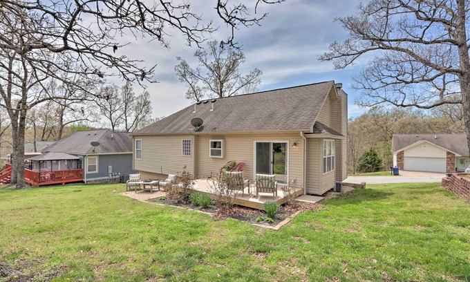 Osage Beach Casa | < 1 Mi to Marina: Family-Friendly Osage Beach Home