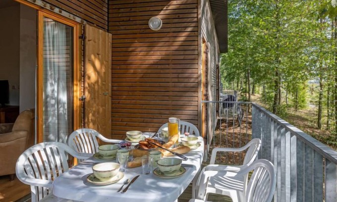 Eppe-Sauvage Casa | Casa de vacaciones 1 pièce 2 pax CAF Les cottages de Valjoly en Eppe Sauvage - 2 personas, 1 dormitorios