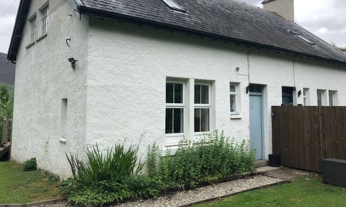 Alvie Cabaña | 1 Railway Cottages, Dalraddy near Aviemore