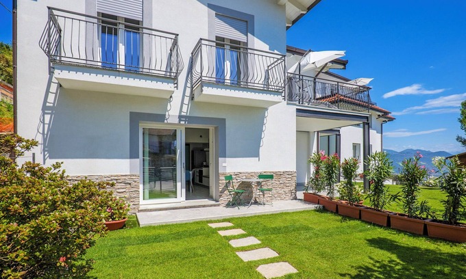 Levo Apartamento | 1-room studio apartment with garden and terrace