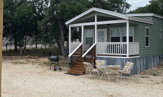 New Braunfels Cabaña | #1 Royal Gate Retreat