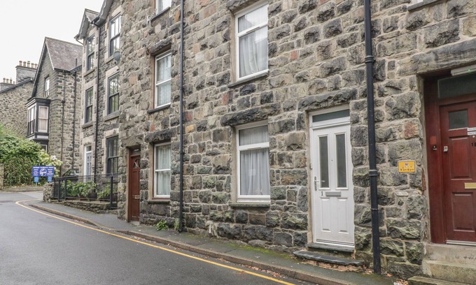 Dolgellau Casa | 1 Springfield Street