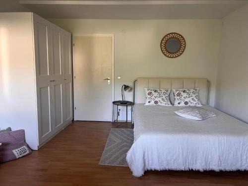 Bad Wildbad Apartamento | 1-Zimmer Appartement mit Talblick