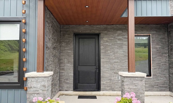 Greater Napanee Casa | 10-Acre BOQ/PEC Estate, Waterfront, 3BR Ensuite & Walk-in, +1BR, Gourmet Kitchen