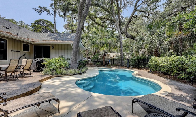Heritage Woods Casa | 10 Baynard Cove - ¡Ubicado en el corazón de Sea Pines! Minutos a la playa.
