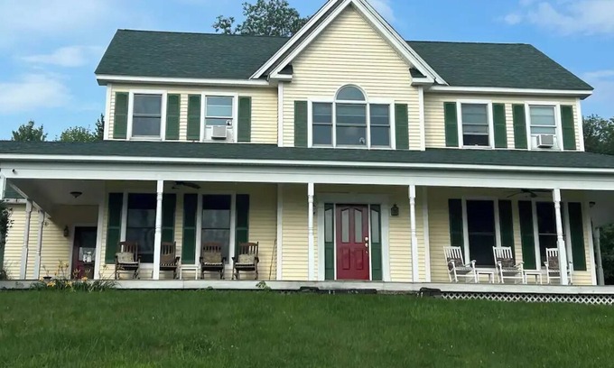 Fletcher Casa | 10 min to Smuggler’s Notch