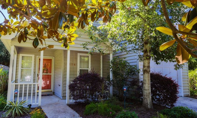 Mount Pleasant Casa | 10 Mins to Beach & Downtown From This Family Friendly Home w/ Private Patio & Kids' Bunk Bedroom