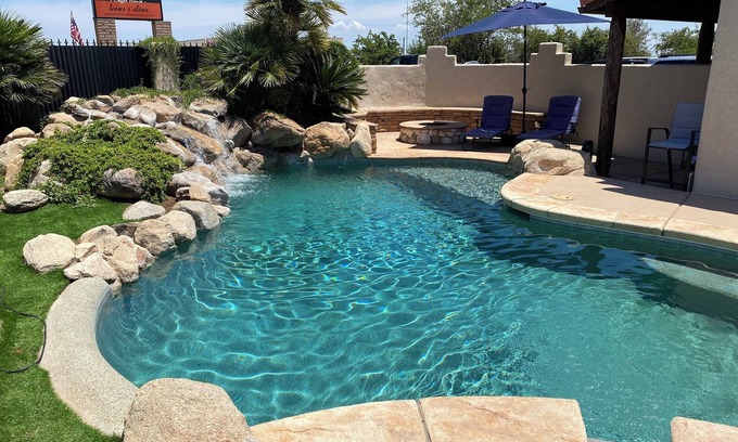 Sierra Vista Southeast Casa | 10 minute drive to Ramsey Canyon Preserve! Private 3-bedroom house with a pool.