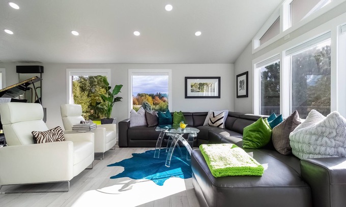 College Place Casa | 10 minutes from dozens of wineries!