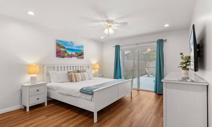 Indian Wells Casa | 10 Minutes to Disney! 3BD Villa with Pool and Game Room