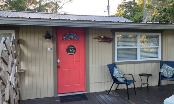 Inglis Cabina | 10) Paddler's Cottage