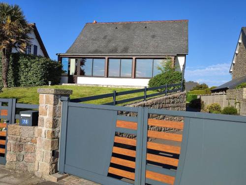 Barfleur Casa | 10-person gîte in Barfleur