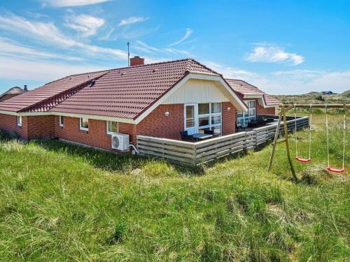 Houvig Casa | 10 person holiday home in Ringkøbing