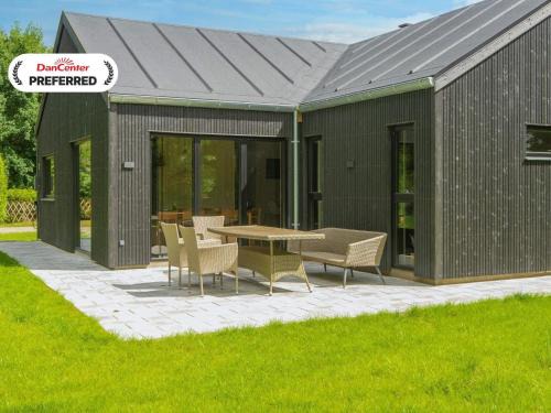 Fjellerup Casa | 10 person holiday home in Glesborg-By Traum