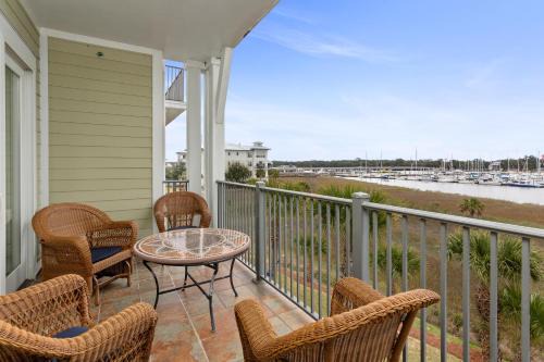 Saint Simons Island Casa | 10 Waterfront Drive, #212