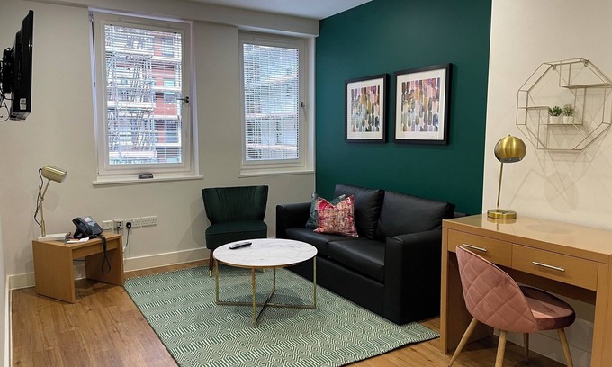 Reading City Centre Apartamento | 100 Kings Road by House of Fisher