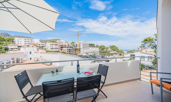 Cala San Vicente Chalet De Esquí | 100 m² Chalet ∙ 3 habitaciones ∙ 5 huéspedes