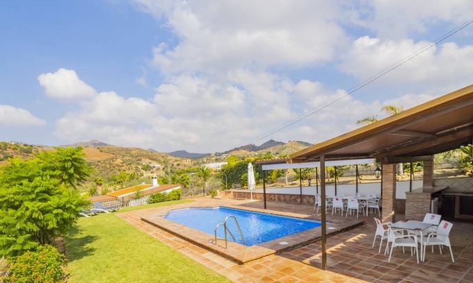 Pizarra Cabaña | 100 m² Casa rural ∙ 4 habitaciones ∙ 8 huéspedes