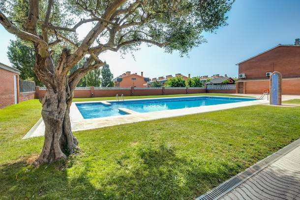Palafolls Casa | 100 m² Casa ∙ 4 habitaciones ∙ 8 personas