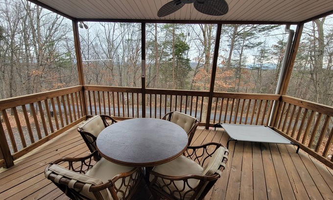 Mount Jackson Casa | 100 Maple at Bryce Resort: Sauna, Games & Firepit!
