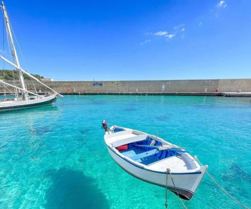 Porto Tricase Casa | 100 mt dal mare, Al Porto casa vacanze, posto tranquillo per famiglia