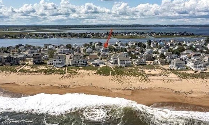 Newbury Casa | 100 Steps to the Beach w/ Parking, Patios, Decks