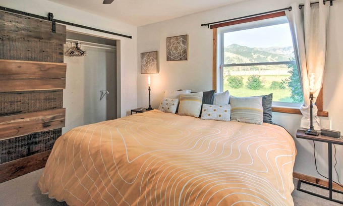 Bozeman Casa | NEW! 100-Year-Old Farmhouse ~ 11 Mi to Bozeman