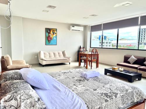 Manta Apartamento | 1000 Edifio El Navío Luxury Suite 702