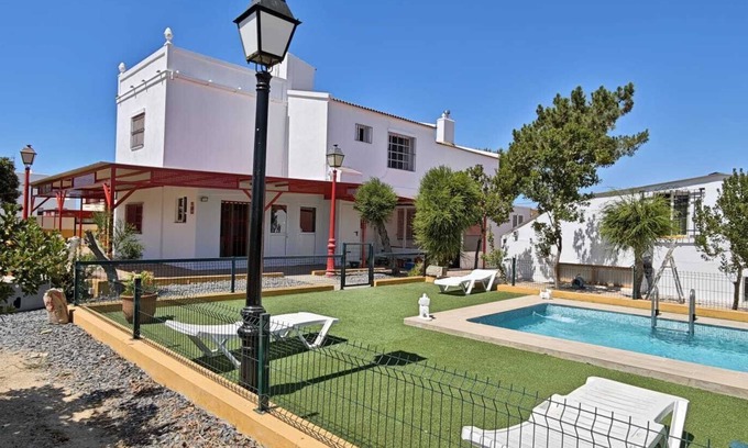 Lepe Villa | 1000 M2 JARDIN CASA CON PISCINA PRIVADA LA ANTILLA